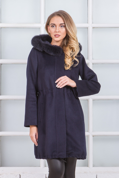 Женское пальто из текстиля с капюшоном, отделка песец 3000548